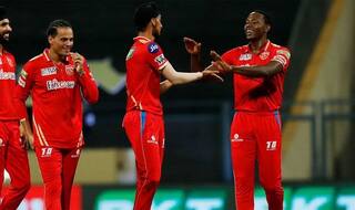 Cricket news ipl 2022 ravi shastri impressed by arshdeep singh bowling says he will play for india very soon 5362005