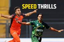 Umran Malik Clocks 153 kmph in IPL 2022 vs GT, Same Day 20 Years Ago Shoaib Akhtar Broke 160kmph Barrier First Time | Video