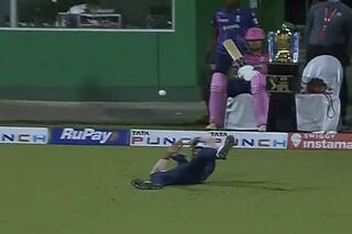 Hardik Pandya Slips While Trying To Catch Jos Buttler As Fans Say, ‘Aisa Luck Virat, Rohit Ko Kya Nehi Milta’ | IPL 2022 GT vs RR