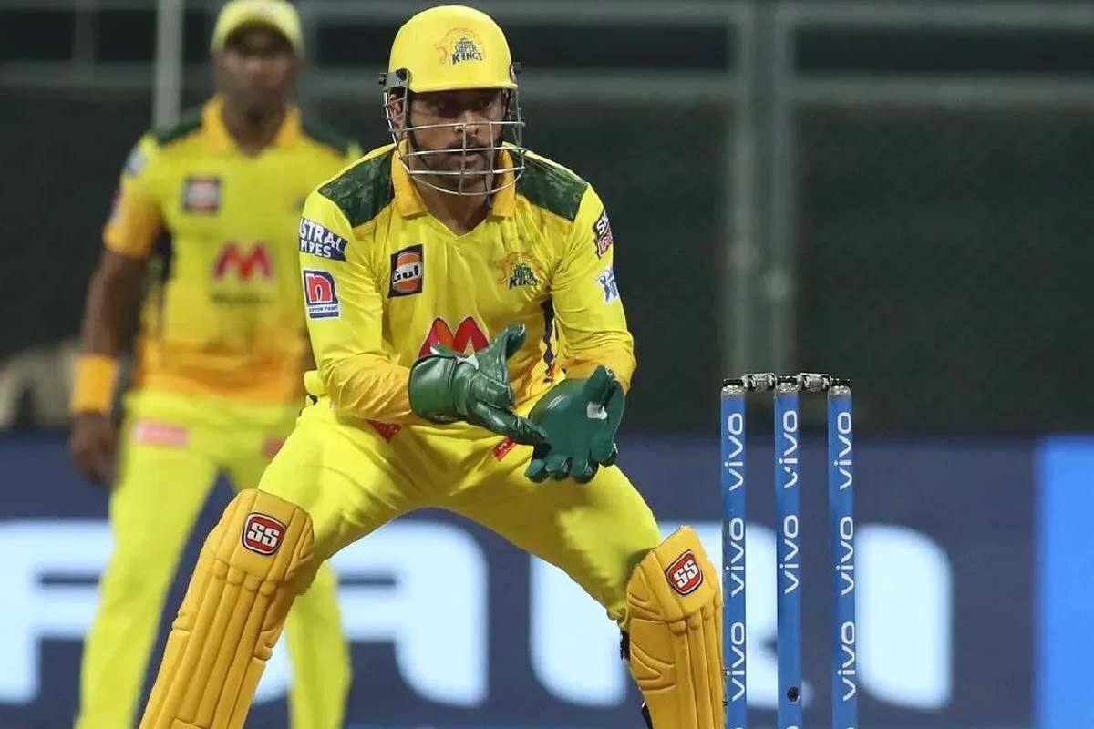 MS Dhoni @ Twitter