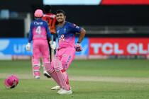 Cricket news ipl 2022 rr vs csk riyan parag breaks ravindra jadeja rohit sharma ipl record of most catches in a seas 5404445