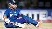 Bollywood actor Kamal R Khan slams Rishabh Pant’s poor batting on twitter