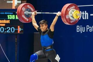 Who is Sanket Sagar? India’s First Medalist At CWG 2022 | Heartwarming Story