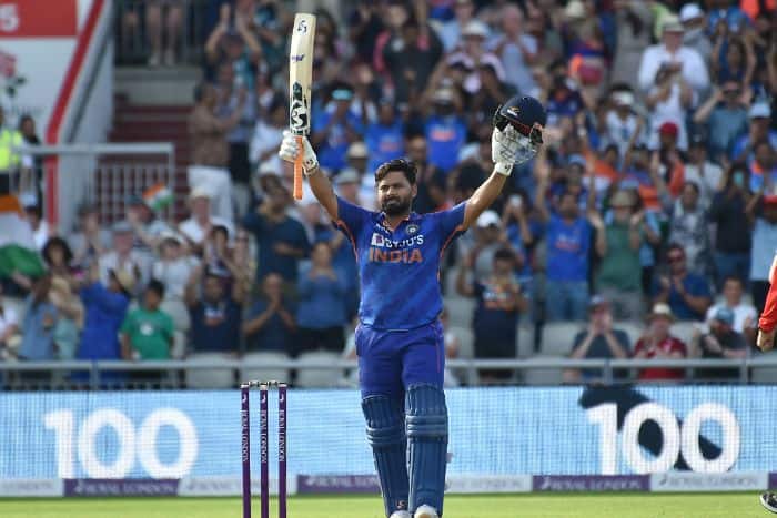 ‘Rishabh Pant Is New Dhoni, Pant Is The New Mr.360’- Cricket Fans Go Crazy For The Indian Batsman After Remarkable Century