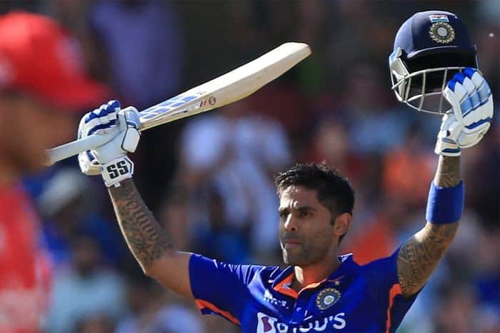 sachin tendulkar and other legends of the game praised suryakumar yadav on his century against england in third t20i