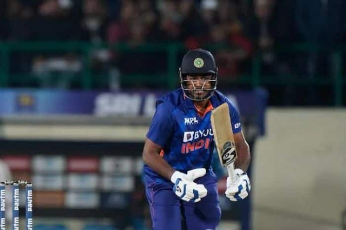 ‘Sheer injustice to Sanju Samson’- Twitterati Slam BCCI Over Exclusion Of Indian Batter From Asia Cup