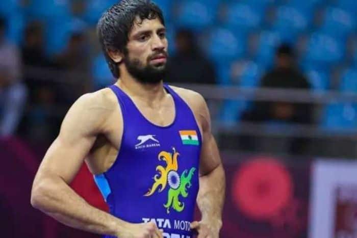 cwg medalist ravi dahiya will now leave for russia sports ministry approves training