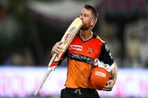 David Warner signs 2 year deal with Sydney Thunder in BBL