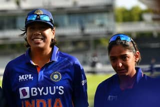 ‘Jhulan Goswami Backed Me In My Rough Time’- Harmanpreet Kaur Remembers Good Old Days With Veteran Bowler