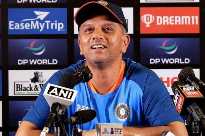 Watch: Rahul Dravid Blushes As He Struggles To Use Word 'Sexy' Ahead Of IND vs PAK Match