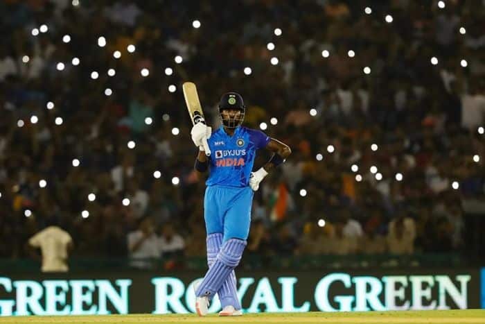 Hats Off To Hardik Pandya: Sanjay Manjrekar Reveals Why Star India All-Rounder Is Playing On A Different Planet
