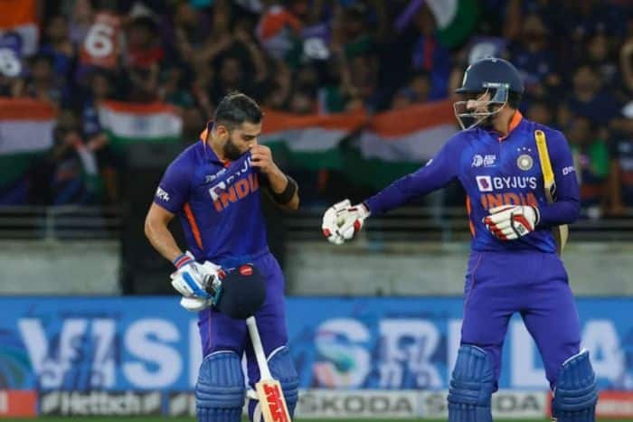 'Even In Worst Playing Like Og'- Cricket Fans Break Internet As Virat Kolhi Hits 100 vs AFG
