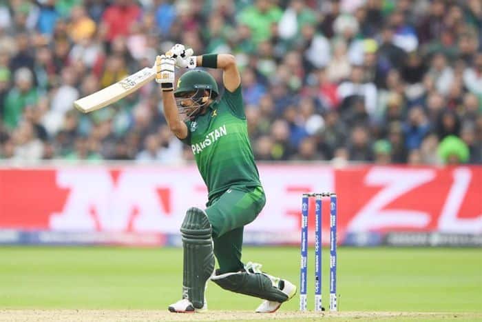 babar azam cover drive question in 9th class physics book pakistan
