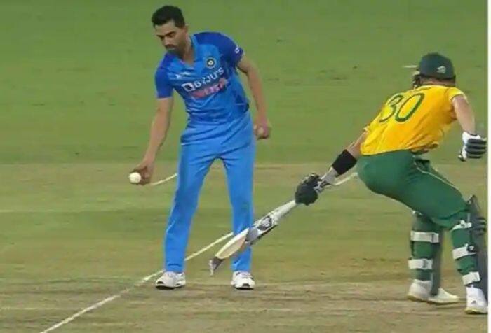 deepak chahar, deepak chahar twisted ankle, deepak chahar injury, ind vs sa, ind vs sa 2nd odi, ind vs sa odi, ind vs sa 2022, Washington Sundar, Deepak Chahar Ruled Out