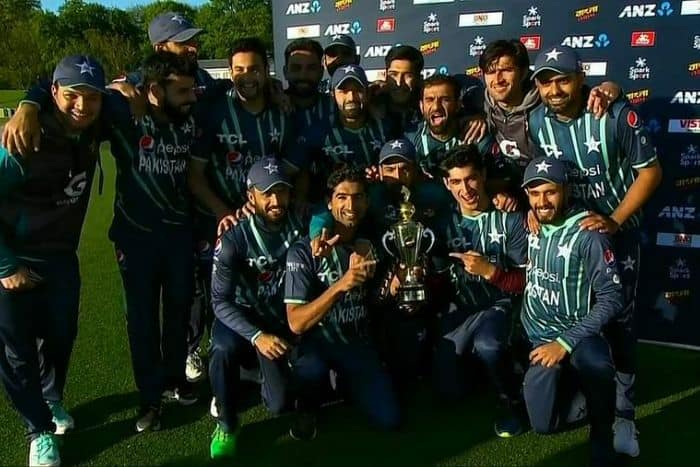 pak vs nz, pak vs nz vs ban tri-series, pak beat nz by 5 wickkets, babar azam, mohammad rizwan, mohammad nawaz, haris rauf, naseem shah