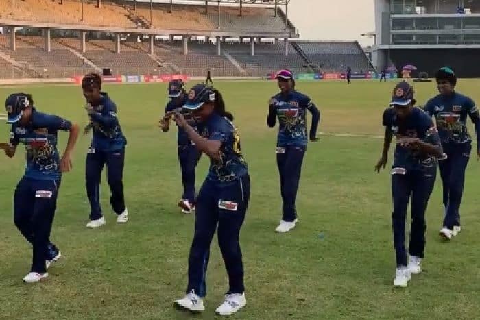 Women Asia Cup: पाकिस्तान को हराने के बाद जमकर झूमे श्रीलंकाई खिलाड़ी, वीडियो हुआ वायरल