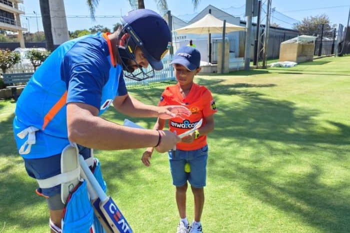 11 साल के इस बच्चे ने रोहित शर्मा का जीता दिल, नेट्स पर गेंदबाजी का दिया मौका