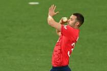 we Will consider mark Wood and dawid Malan’s availability, says England coach