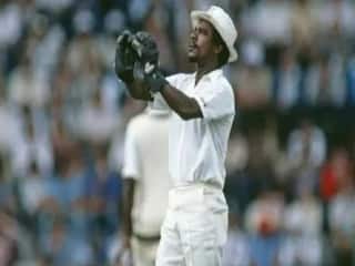 Former West Indies wicketkeeper David Murray passed away after collapsing outside his home in Bridgetown