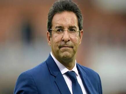 Saleem Malik Treated Me Like Servant Wasim akram Serious allegation