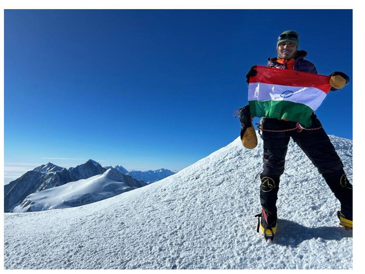 Hija de granjero de Telangana conquista el pico más alto de la Antártida