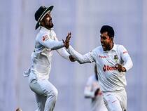 India 45-4 at stumps, still need 100 to win 2nd Test