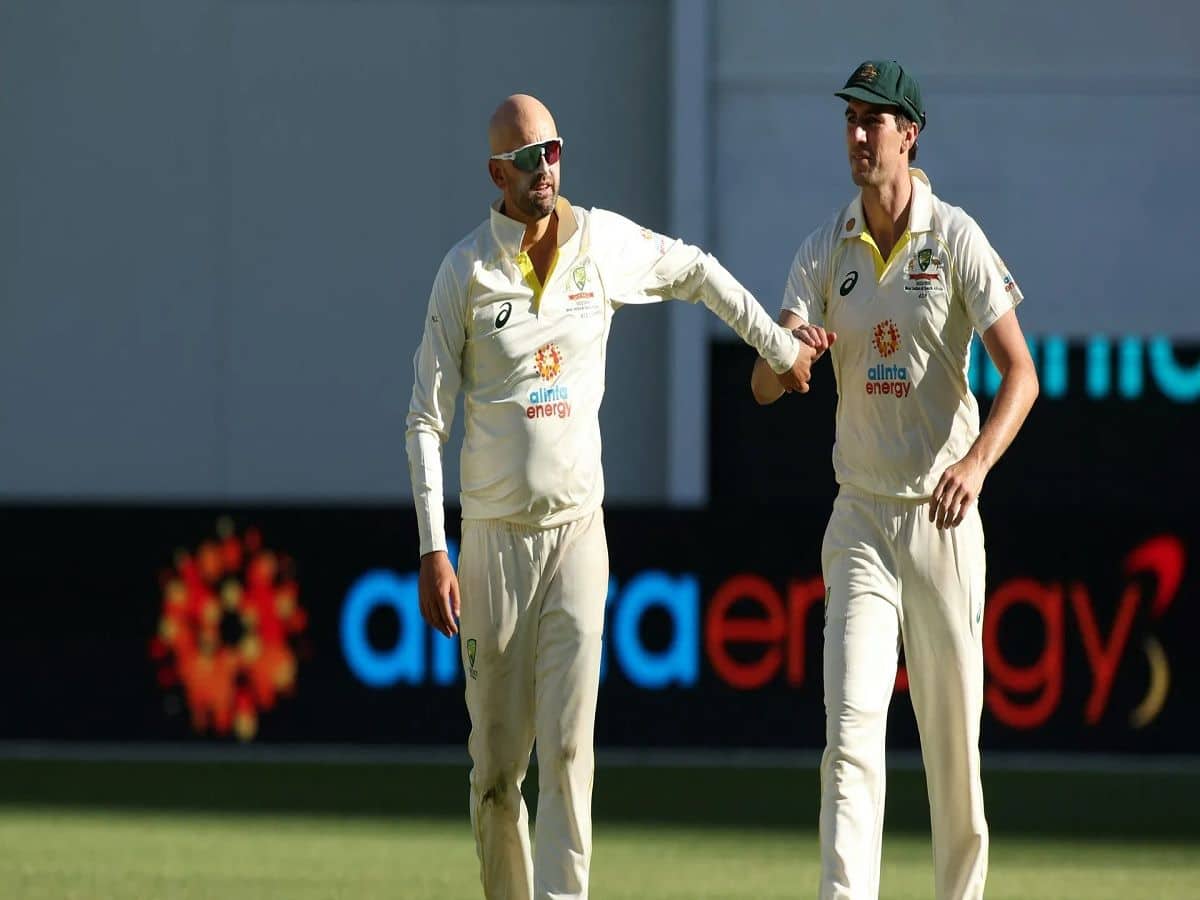 AUS VS WI 1st Test: ऑस्ट्रेलिया के गेंदबाज नाथन लियोन और पैट कमिंस के नाम दर्ज हुआ खास रिकॉर्ड