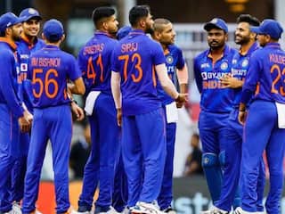 Dinesh Karthik Said Shreyas Iyer deserves a spot in the 2023 ODI World Cup