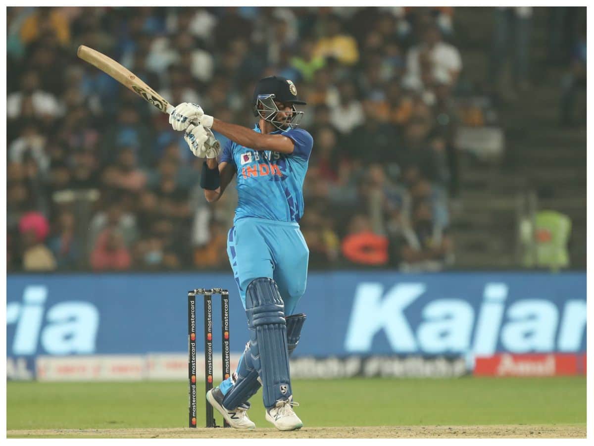 IND Vs SL 2nd T20I: Cricket Fraternity And Fans Praise Axar Patel's Valiant  Half-century Knock | Latest Sports Updates, Cricket News, Cricket World  Cup, Football, Hockey & IPL