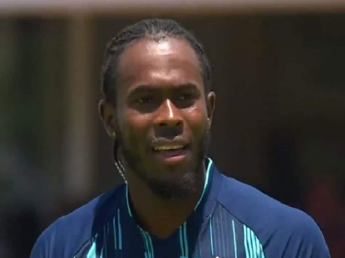 Royals Rapid Fire ft. Ben Stokes and Jofra Archer - YouTube