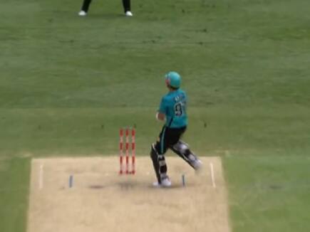 Sam Hain Reverse sweep shot six Viral in Big bash league