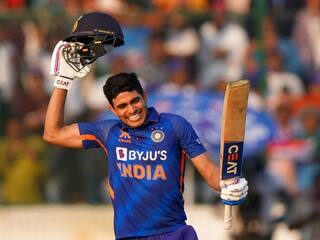 IND Vs NZ ODI: Video Of Shubman Gill Waving At Fans Chanting ‘Sara-Sara’ Goes Viral