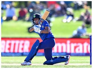 Women’s T20 World Cup: Harmanpreet Fit To Play Against Pakistan; Injured Smriti Mandhana Doubtful, Says Coach Kanitkar