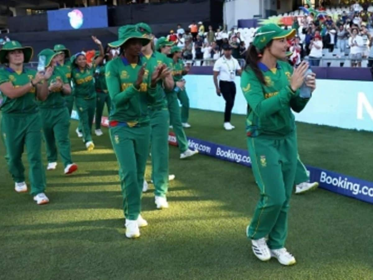 t20 women's world cup, t20 women's world cup news, t20 women's world cup updates, t20 women's world cup full score, who won t20 women's world cup, women t20 world cup, women t20 world cup finals, who is playing women t20 world cup finals, sounth africa vs austalia, south africa vs aus in women t20 world cup, sa vs aus women t20 world cup, who will win t20 world cup australia or south africa, women t20 world cup dinals venue, women t20 world cup full score, women t20 world cup teams, women t20 world cup squad, women t20 world cup finals news, australia or south africa venue, australia or south africa news, australia or south africa full score, australia or south africa live score, australia or south africa suad, australia or south africa details, south aftriva beat england, sa vs eng, south africa beat england reach world cup final, Women's T20 World Cup: Hosts South Africa March On To Final With Thrilling Win Over England