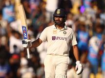 IND VS AUS: रोहित शर्मा ने शतक जड़कर बनाया बड़ा रिकॉर्ड, धोनी- विराट भी नहीं कर पाए थे यह कारनामा