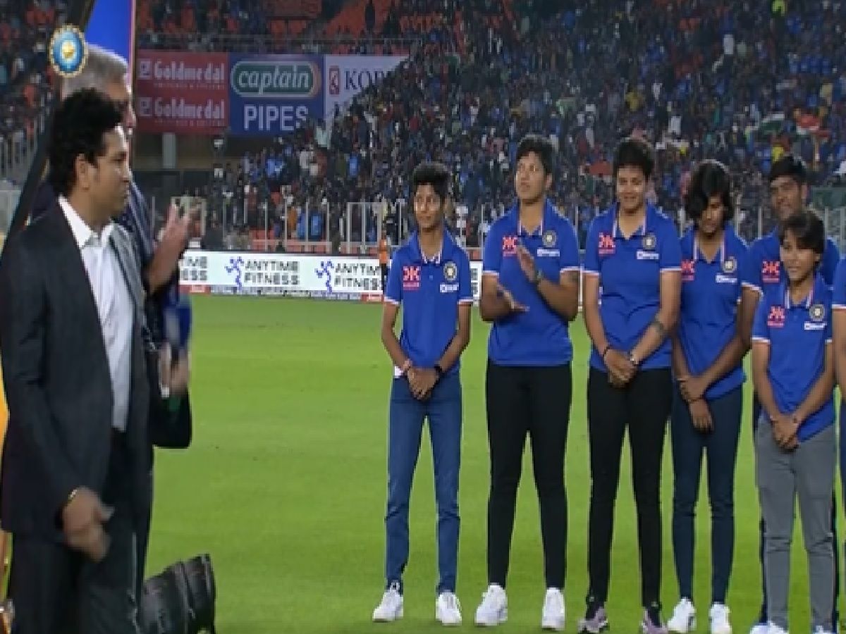 सचिन ने अंडर-19 महिला टीम के खिलाड़ियों को दी बधाई, कहा- सारा देश आपकी जीत का जश्व मना रहा है