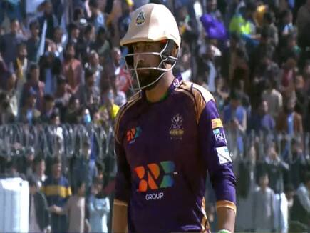 Iftikar Ahmed smashed six sixes off Wahab Riaz’s over in the PSL 2023 exhibition match between Peshawar and Quetta