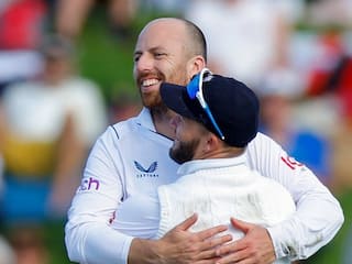watch how jack leach bowled will young with a beauty in wellington test