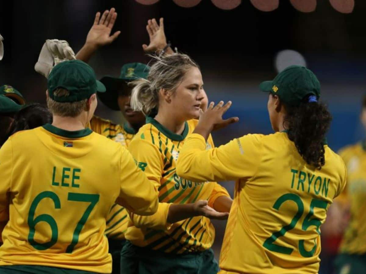 Dane van Neikerk, South Africa Women's Cricket Team, cricket South Africa, Marizanne kapp
