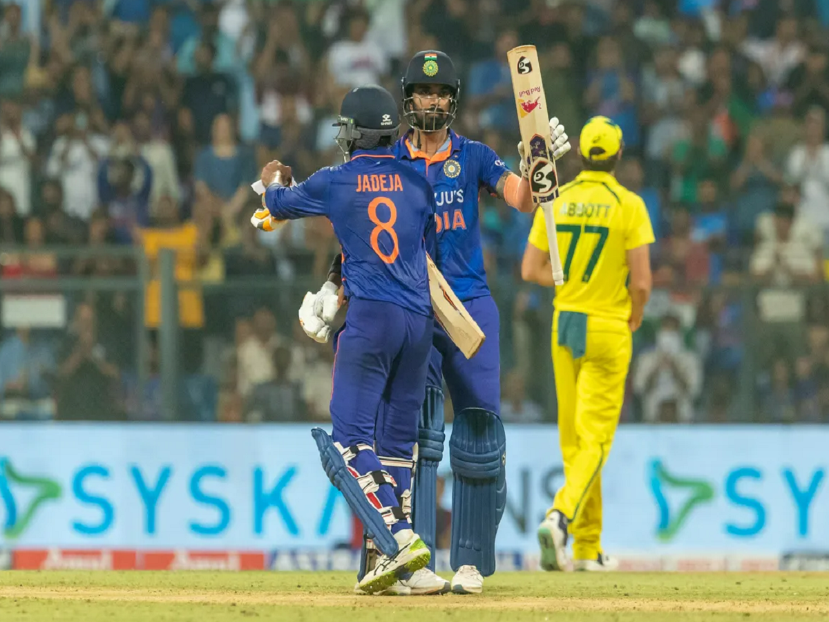 IND vs AUS: राहुल के नाबाद अर्धशतक से भारत ने ऑस्ट्रेलिया को पहले ODI में 5 विकेट से हराया