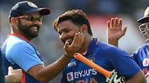 Suresh Raina, Harbhajan Singh, S Sreesanth meet Rishabh Pant