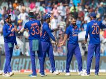 IND v AUS: ऑस्ट्रेलिया के खिलाफ शमी ने रचा इतिहास, कुंबले का ये बड़ा रिकॉर्ड हुआ ध्वस्त