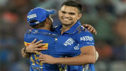 Arjun Tendulkar took his first IPL Wicket and defends 20 runs in the last over against SRH