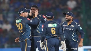 Watch video Alzarri Joseph take David Warner and Rilee Rossouw wicket in one over