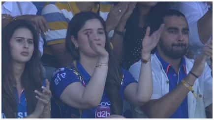 MI vs KKR, IPL 2023: Sara Tendulkar’s Priceless Reaction As Arjun Makes His IPL Debut | Watch