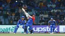 David Warner Completes 3000 runs as IPL captain surpass gautam gambhir in MI VS DC Match