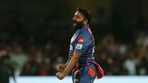 Amit Mishra becomes the 3rd highest wicket taker in IPL history