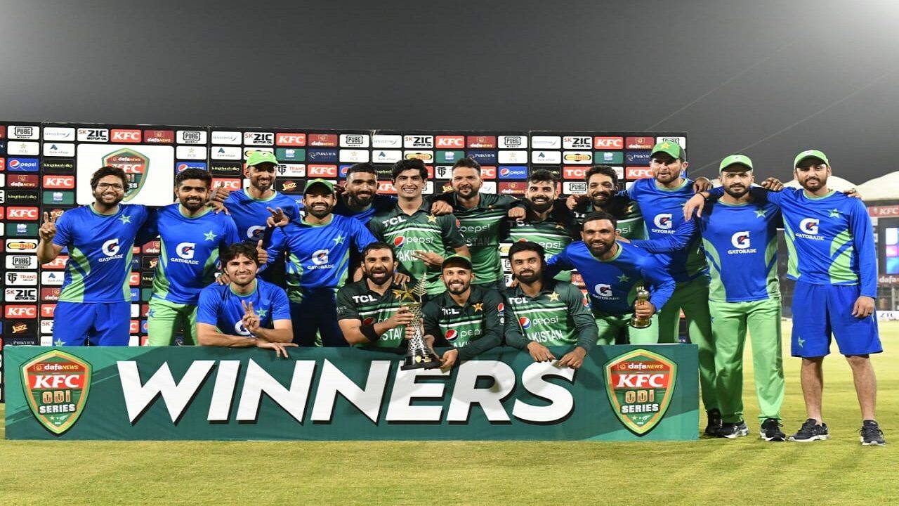ICC Rankings: पाकिस्तान से 1 हफ्ते के भीतर छिना नंबर-1 का ताज, ऑस्ट्रेलिया शीर्ष पर पहुंचा