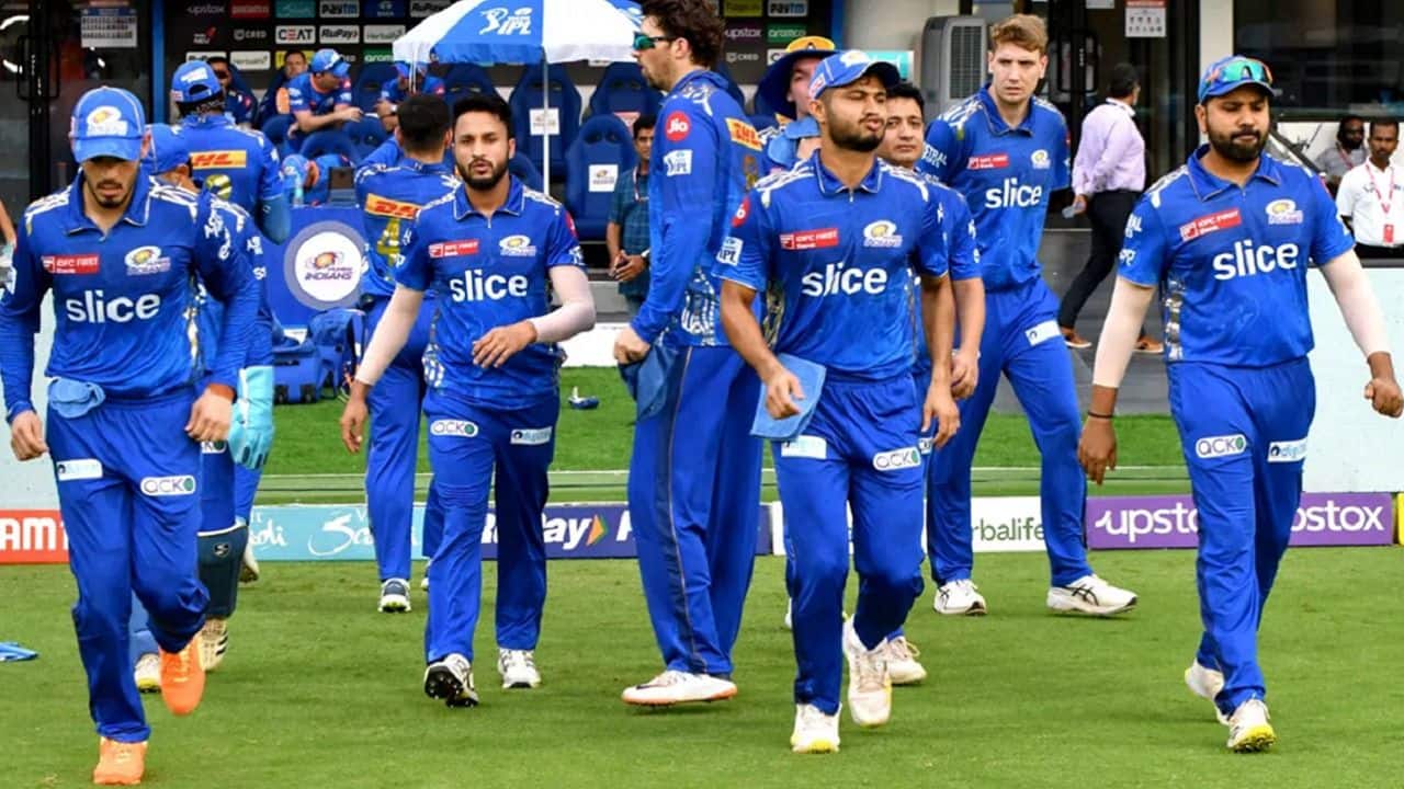 EXPLAINED: How MI Can Still Finish In Top 2 Despite Losing By 5 Runs Against LSG