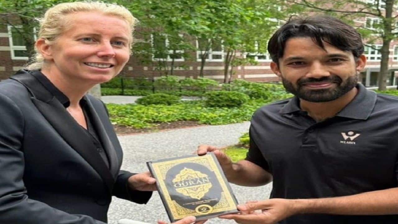 Mohammad Rizwan gifts Holy Quran to Harvard Business School's teacher
